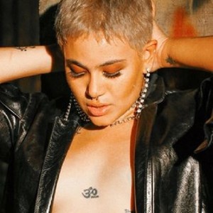 SILVY资料,SILVY最新歌曲,SILVYMV视频,SILVY音乐专辑,SILVY好听的歌