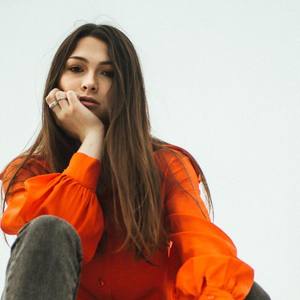 Layna资料,Layna最新歌曲,LaynaMV视频,Layna音乐专辑,Layna好听的歌