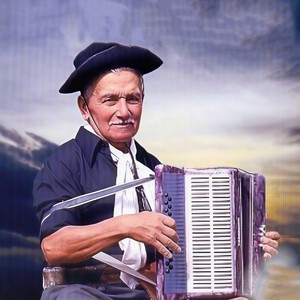 Tio Bilia资料,Tio Bilia最新歌曲,Tio BiliaMV视频,Tio Bilia音乐专辑,Tio Bilia好听的歌