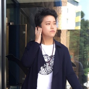 陈嘉欣资料,陈嘉欣最新歌曲,陈嘉欣MV视频,陈嘉欣音乐专辑,陈嘉欣好听的歌