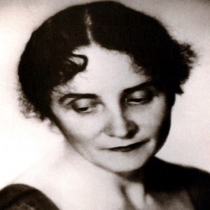 Nina Dorliak资料,Nina Dorliak最新歌曲,Nina DorliakMV视频,Nina Dorliak音乐专辑,Nina Dorliak好听的歌
