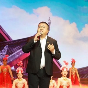 董畅资料,董畅最新歌曲,董畅MV视频,董畅音乐专辑,董畅好听的歌