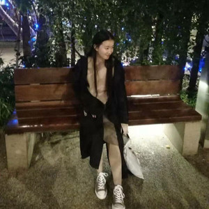 小荷边边资料,小荷边边最新歌曲,小荷边边MV视频,小荷边边音乐专辑,小荷边边好听的歌