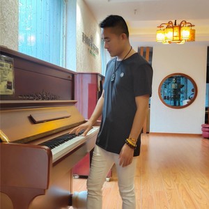 苏庆资料,苏庆最新歌曲,苏庆MV视频,苏庆音乐专辑,苏庆好听的歌