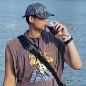 龙傲天资料,龙傲天最新歌曲,龙傲天MV视频,龙傲天音乐专辑,龙傲天好听的歌