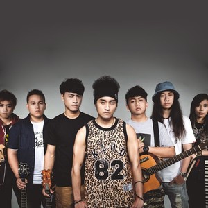 炸弹客资料,炸弹客最新歌曲,炸弹客MV视频,炸弹客音乐专辑,炸弹客好听的歌