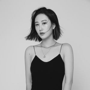 谢倩资料,谢倩最新歌曲,谢倩MV视频,谢倩音乐专辑,谢倩好听的歌