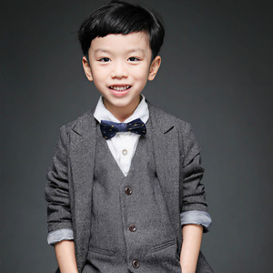 陈奕霖资料,陈奕霖最新歌曲,陈奕霖MV视频,陈奕霖音乐专辑,陈奕霖好听的歌