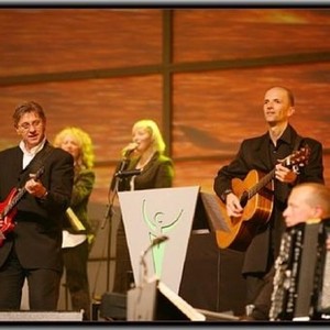 Strato-Vani资料,Strato-Vani最新歌曲,Strato-VaniMV视频,Strato-Vani音乐专辑,Strato-Vani好听的歌