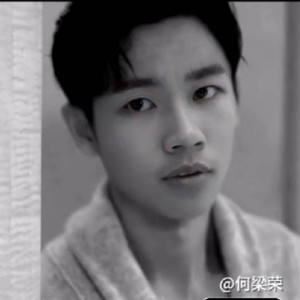 何梁荣资料,何梁荣最新歌曲,何梁荣MV视频,何梁荣音乐专辑,何梁荣好听的歌