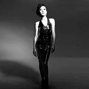 Queenzy Cheng 庄群施资料,Queenzy Cheng 庄群施最新歌曲,Queenzy Cheng 庄群施MV视频,Queenzy Cheng 庄群施音乐专辑,Queenzy Cheng 庄群施好听的歌