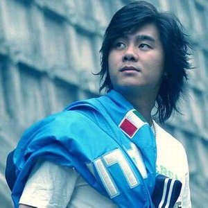 王梓宏资料,王梓宏最新歌曲,王梓宏MV视频,王梓宏音乐专辑,王梓宏好听的歌