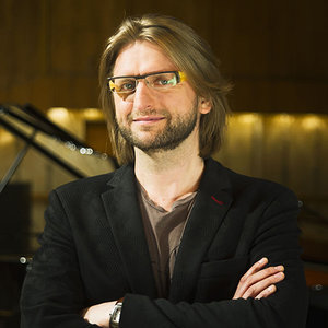Leszek Mozdzer资料,Leszek Mozdzer最新歌曲,Leszek MozdzerMV视频,Leszek Mozdzer音乐专辑,Leszek Mozdzer好听的歌