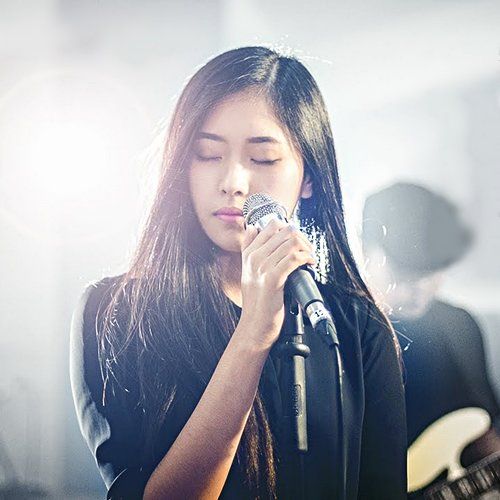 บีม ปุณยิศา ดาวน์โหลดและฟังเพลงฮิตจาก บีม ปุณยิศา