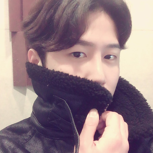 묵 ดาวน์โหลดและฟังเพลงฮิตจาก 묵