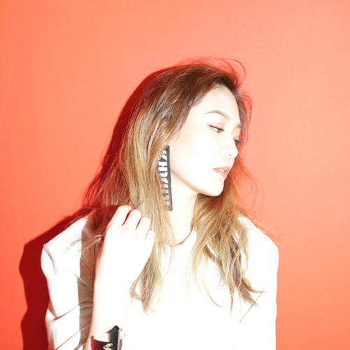 Sophiya ดาวน์โหลดและฟังเพลงฮิตจาก Sophiya