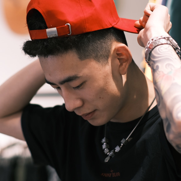 侯东Holdon的音乐主页
