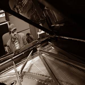 Tetragon - Live at Montmartre(feat. Gabor Bolla)