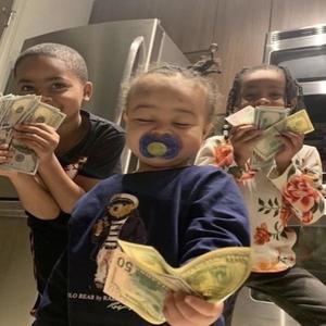 Onna road (feat. YPE Mari & YPE jon) (Explicit)