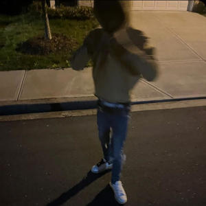 CLUTCHIN SEMI (feat. Luhinsane, Luhnewt, z6hez & T1kapo) (Explicit)