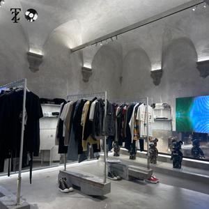 Shopping Spree (feat. yungtankk) (Explicit)