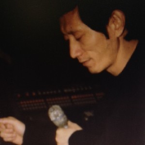 妹妹的眼睛水汪汪