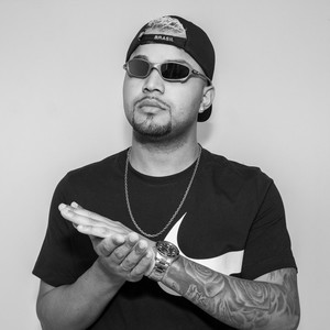 Ele Mete o Filho Nas Cadelas (feat. MR BIM & MC Rafa Original) (Explicit)