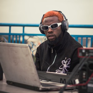 Hustle Am Tight (HAT) (Explicit)