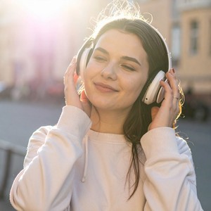 Melodías Apacibles Que Fluyen En Lofi