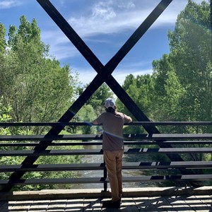 Bobby's Wrld - Let Go (feat. Aesttc)