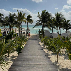 COLUMBIA (feat. luciid) (Explicit)