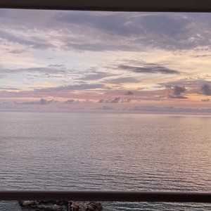 Ascend (feat. Kioshemi) (Explicit)