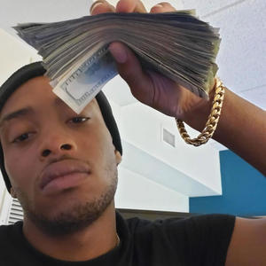 Street nigga after paper (Explicit)