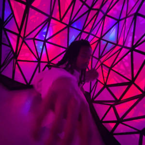 BREAK DAT BACK! (Explicit)