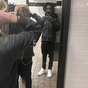 Captn (feat. B3no!) (Explicit)