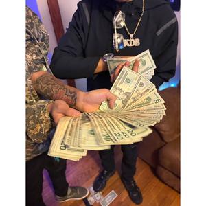 Pefect timing (feat. 5fg Visaa) (Explicit)