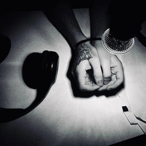 #3 Más que un rockstar (feat. Elezeta) (Explicit)