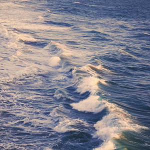 雨刷刮不尽的模糊