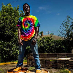 Don't Look Back (feat. Ace Volar) (Explicit)