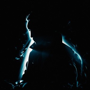 Даст руку (Explicit)