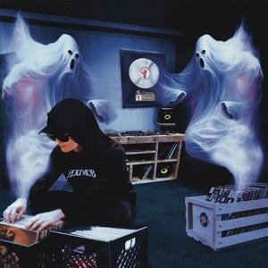 On Pause (feat. Inteus) (Explicit)