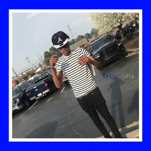 WHITE tee(feat. lil fie & deion) (Explicit)