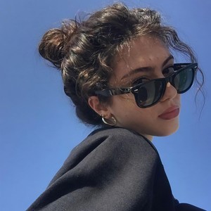 SOFT LIPS