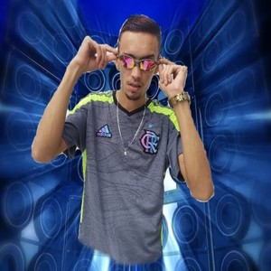 Vários Desacreditou (Explicit)