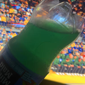 Bck2Bck (feat. Babyslick) (Explicit)