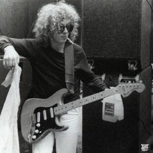 Dave Dobbyn (feat. YZYK) (Explicit)