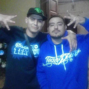 Me Vale Madres (feat. Bobi Bozman) (Explicit)