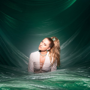 Plastique (Explicit)