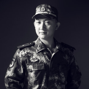 雾霾下的龙城