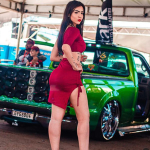 FODE BUCETINHA VS FICA DE CAVALO (Explicit)